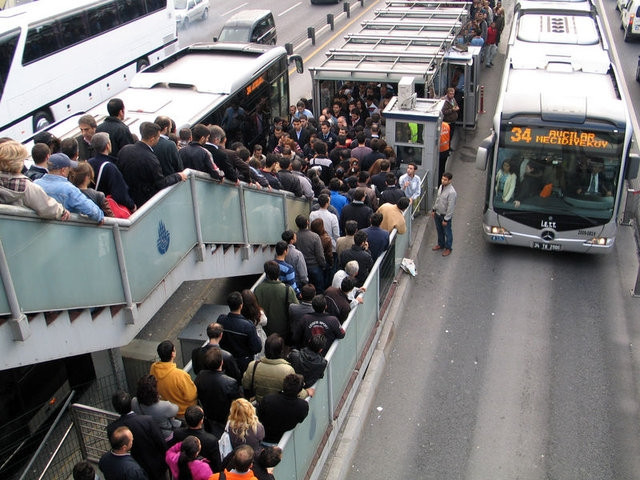 Uzman yolculardan ''metrobüs'' taktikleri