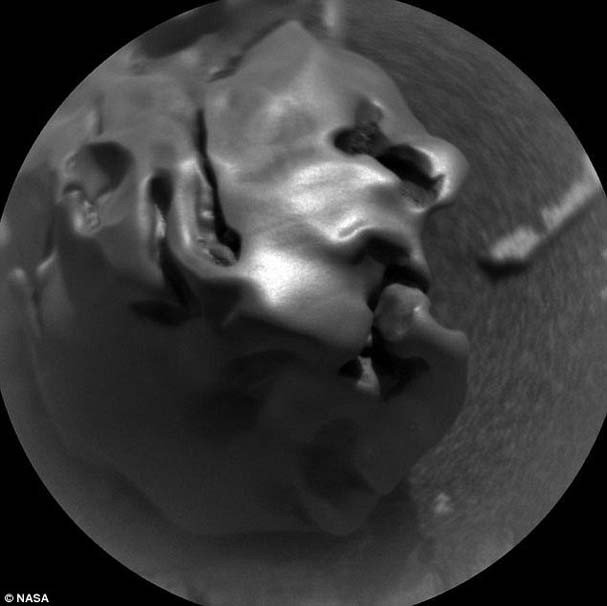 Ve NASA'nın aracı dünyaya o fotoğrafları gönderdi