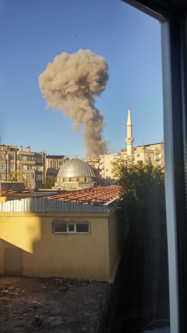Diyarbakır'daki patlamadan görüntüler