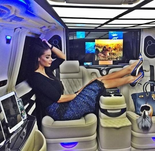 Instagram'ın zengin Azeri çocukları