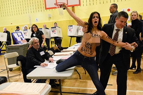 Donald Trump'a FEMEN'den protesto
