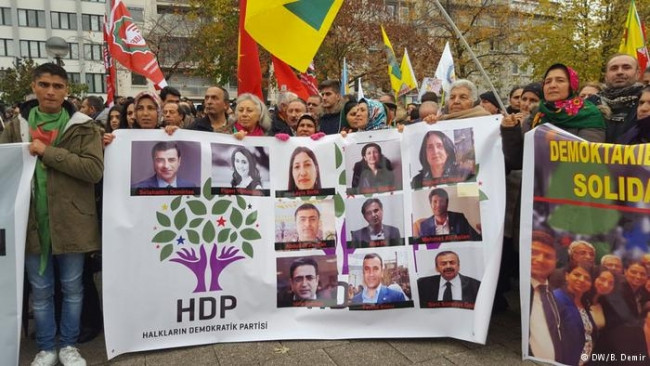 Vatandaştan HDP ve FETÖ operasyonlarına tam destek