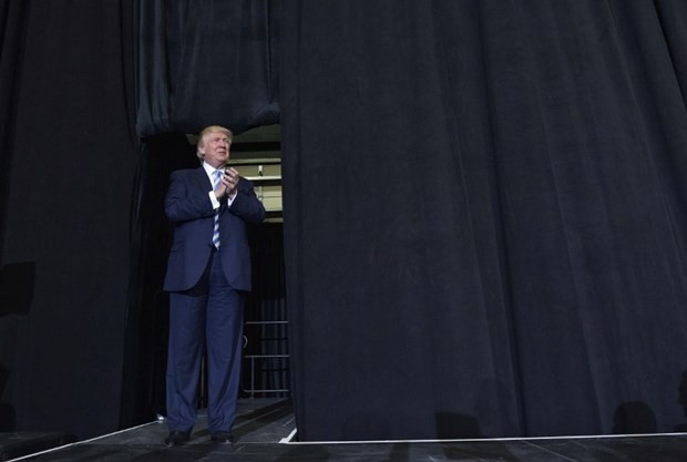 Tüm bilinmeyenleri ile dünden bugüne Trump...