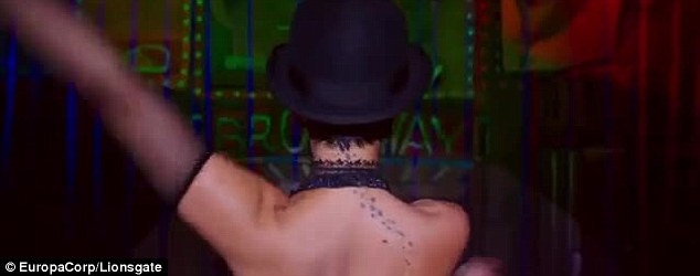 Rihanna bu sefer film için dans etti