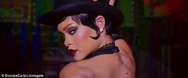 Rihanna bu sefer film için dans etti