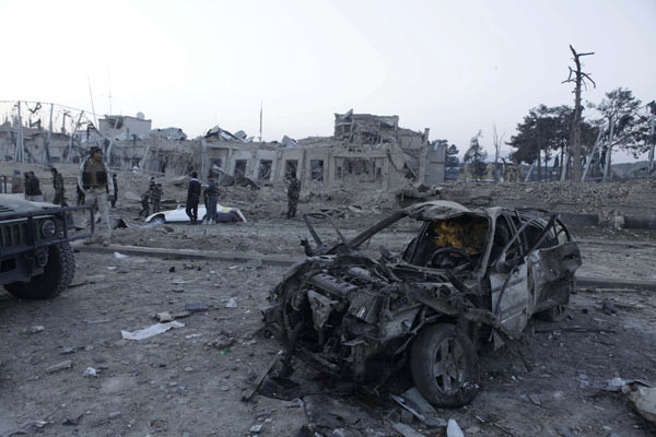 Afganistan'da Alman konsolosluğuna bombalı saldırı