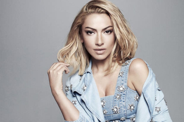 Hadise'nin çocukluk fotoğrafı