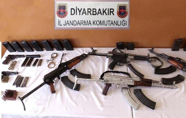 PKK'nın gömülü silah ve mühimmatı bulundu
