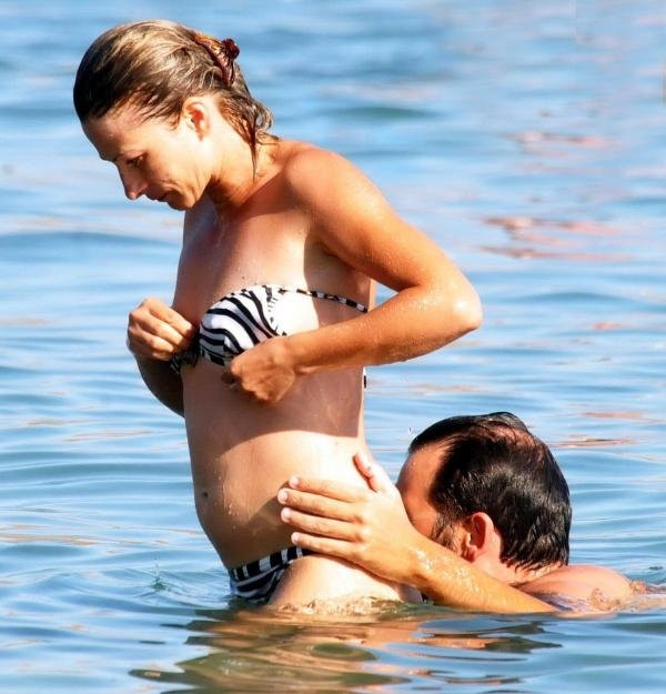 Bodrum'da güneşi gören denize koştu