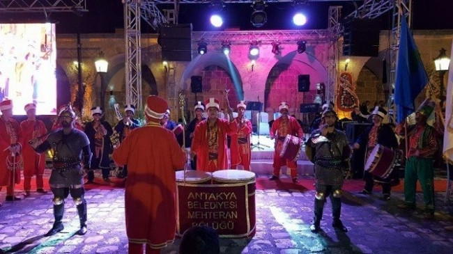 15 Temmuz gazisi vekil oğlunu böyle evlendirdi