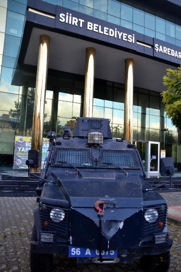Kayyumun ilk işi bakın ne oldu