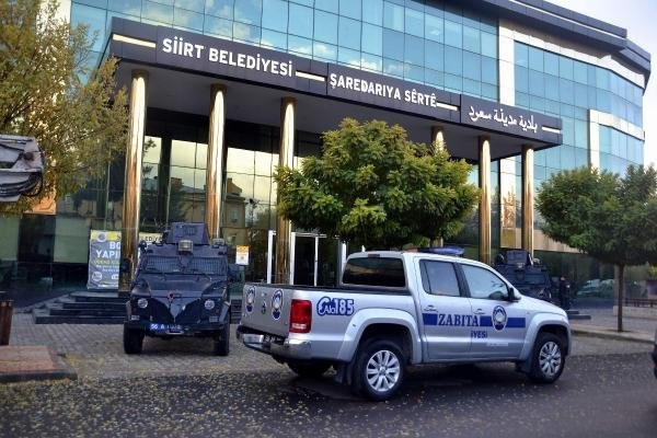 Kayyumun ilk işi bakın ne oldu