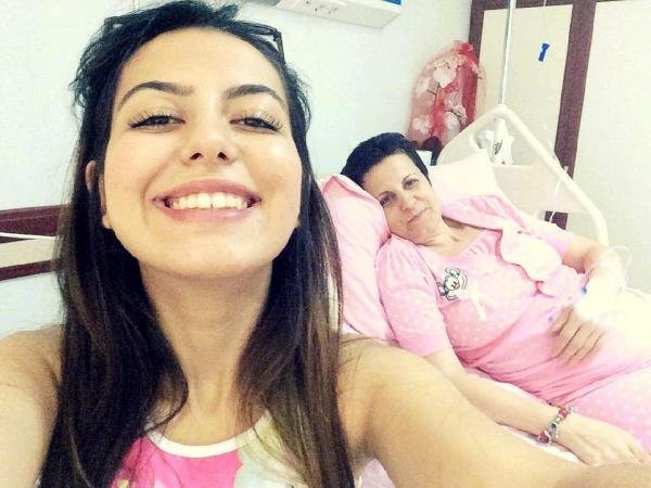 Annesinin taburcu olduğu gün kanser olduğunu öğrendi