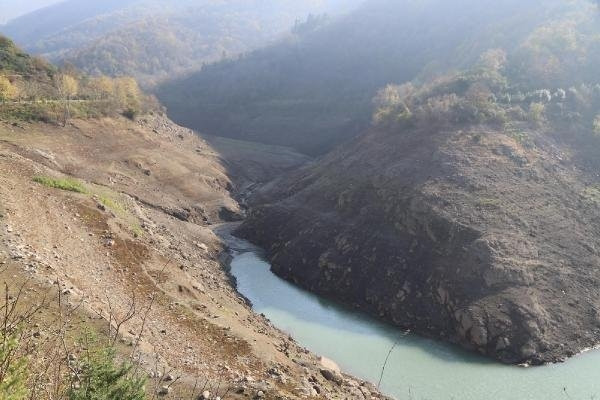 Su seviyesi kritik noktalara düştü