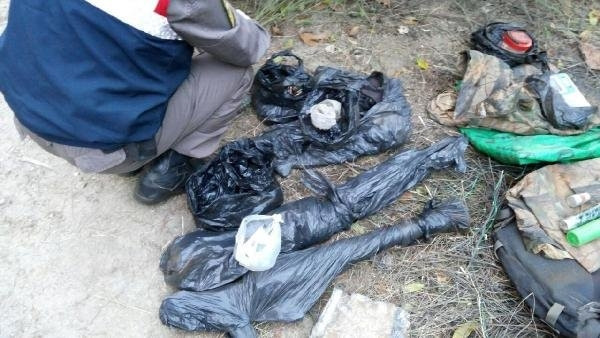 İzmir kırsalında PKK'ya ait cephanelik ortaya çıkartıldı