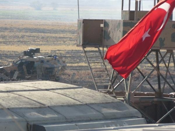 Suriye sınırlarına beton duvarlar örülüyor