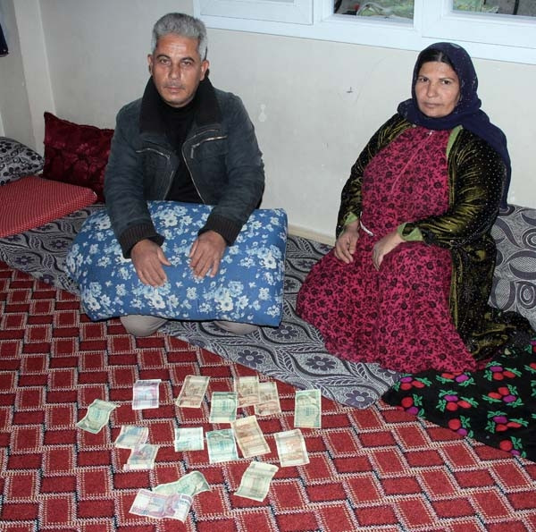 6 yıl önce ölen annesinin yastığından milyonlar çıktı