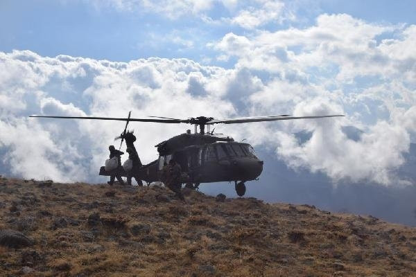 PKK'ya büyük operasyon: Komandolar indirildi