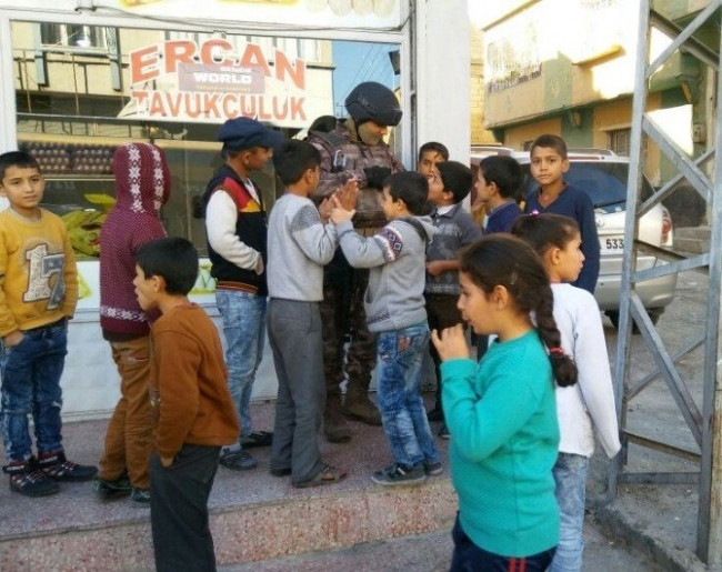 300 polisle PKK operasyonu