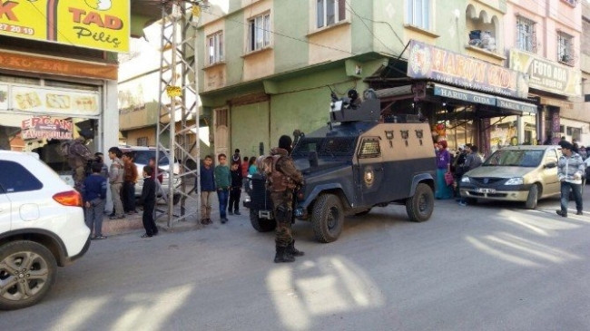 300 polisle PKK operasyonu