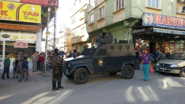 300 polisle PKK operasyonu