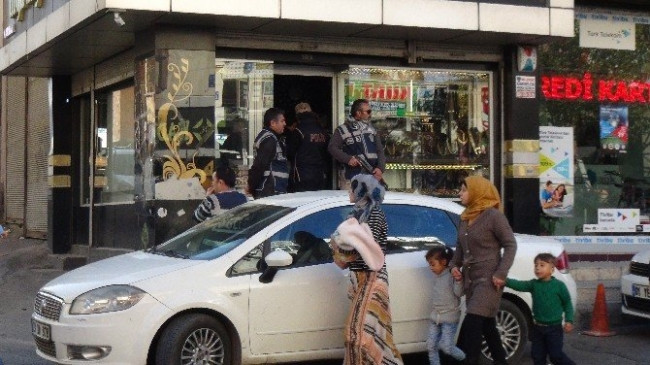 300 polisle PKK operasyonu