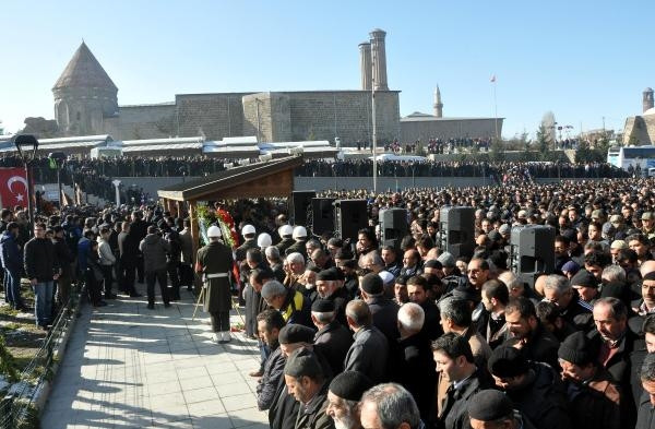 Erzurum şehidini böyle uğurladı