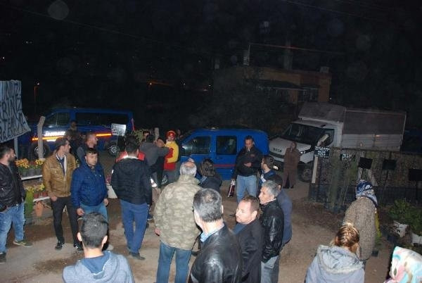 İzmir'de terörist cenazesine tepki !