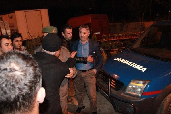 İzmir'de terörist cenazesine tepki !