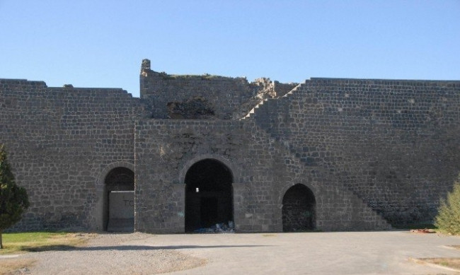 Diyarbakır Surları Çin Seddi'ni geride bıraktı