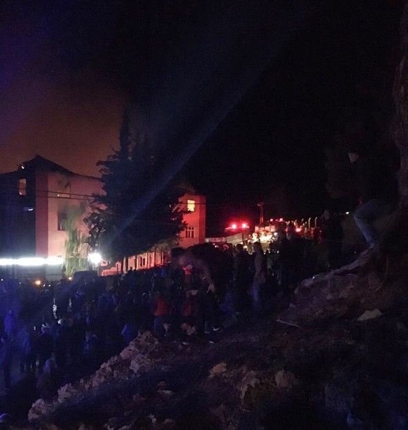 Kız yurdunda facia: 12 kişi hayatını kaybetti