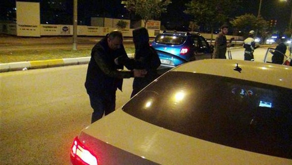 28 yabancı uyruklu kadın gözaltına alındı