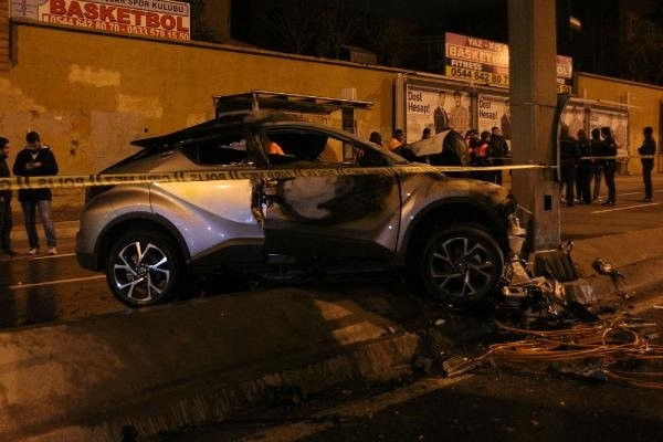 Avcılar'da korkunç kaza: 2 ölü