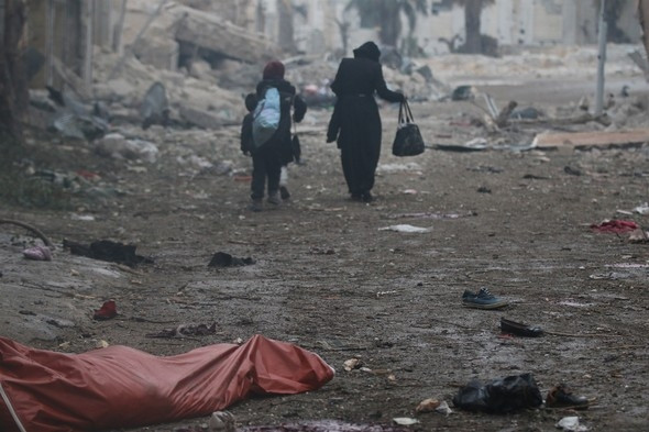 Halep'te sokaklar ceset kaynıyor