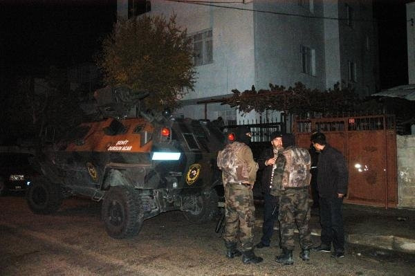 Adana'da terör operasyonu: 21 gözaltı