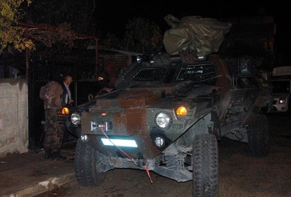 Adana'da terör operasyonu: 21 gözaltı