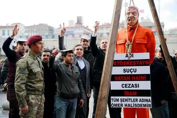 Ömer Halisdemir davasında yargılanan sanıklara ip atıldı