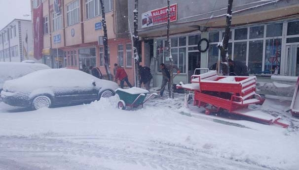 Doğuda beyaz esaret