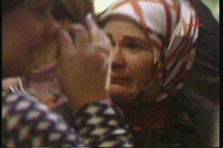 Emine Erdoğan gözyaşlarını tutamadı