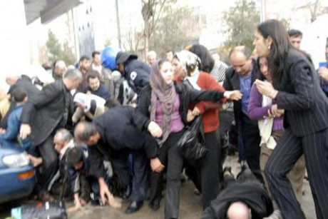 Batmanda olaylı gösteri: 15 gözaltı