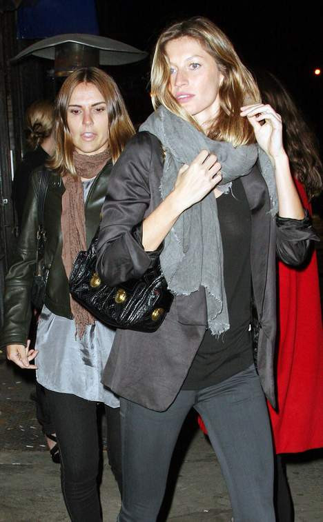 Gisele Bündchen çamaşır giymiyor