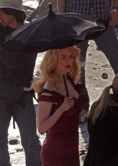 Nicole Kidman Malibu sahilinde