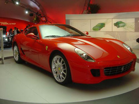 Türk tasarımı Ferrari 599