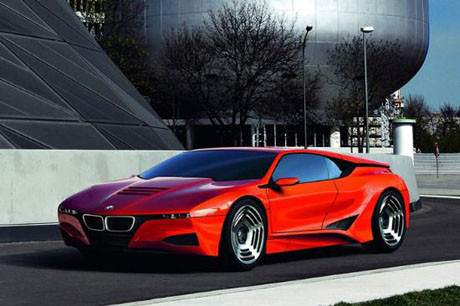 BMW M1 baş döndürüyor