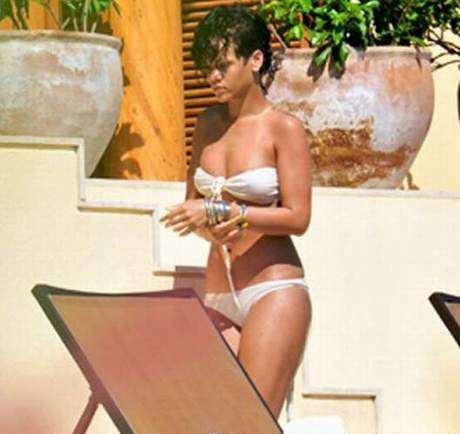Rihanna tatile çıktı