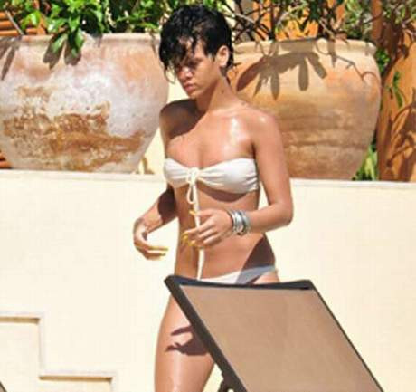 Rihanna tatile çıktı