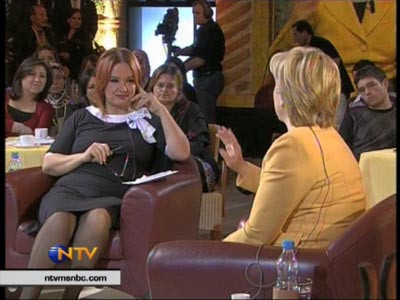 Müjde Ar, Clintonı köşeye sıkıştırdı!