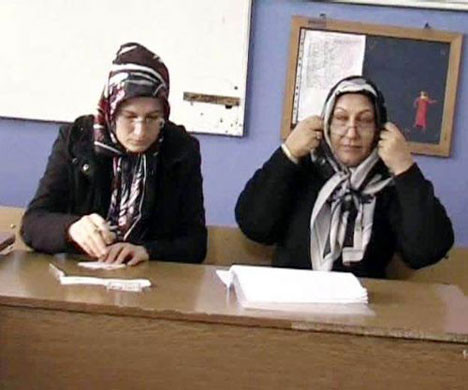 Türbanlılar da görev yaptı