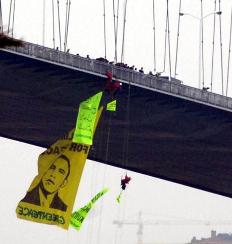 Obamaya posterli eylem !