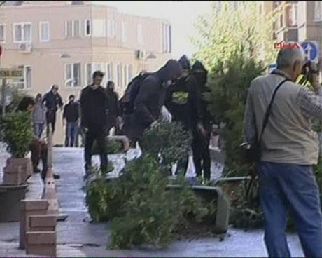 Provokatörler işbaşında !